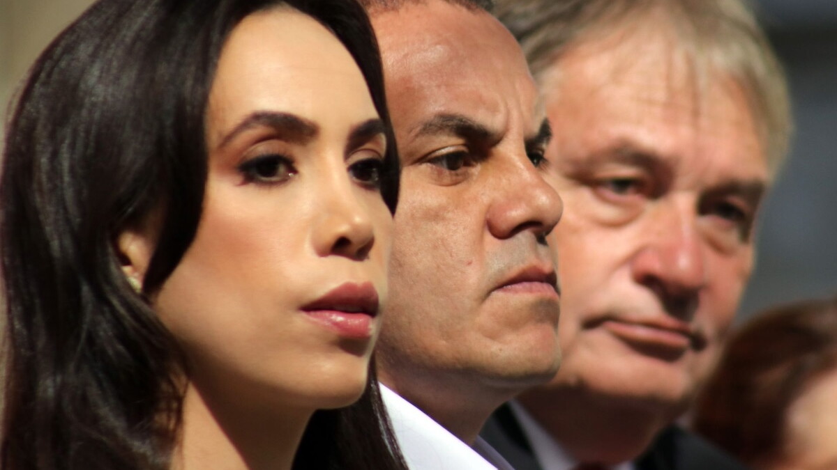 Detienen a Natalia Rezende, esposa de Cuauhtémoc Blanco, en EU por presunto traslado no declarado de dinero en efectivo
