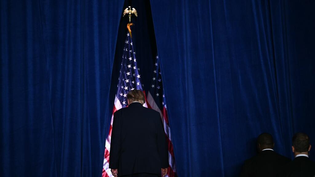 Dos demandas cuestionan anuncios de Trump pagados con fondos públicos en Estados Unidos